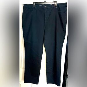 Style & Co. Women High-Rise Straight Leg Slimming Pocket Jeans Size 22W 42” L
